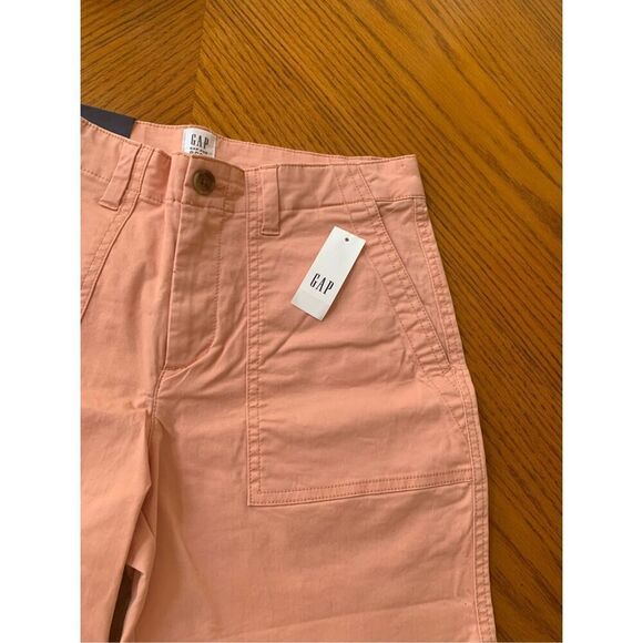 NWT GAP Girlfriend Coral Salmon Chino Shorts - Picture 3 of 8